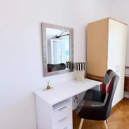 Apartment With Beutiful View-marijana